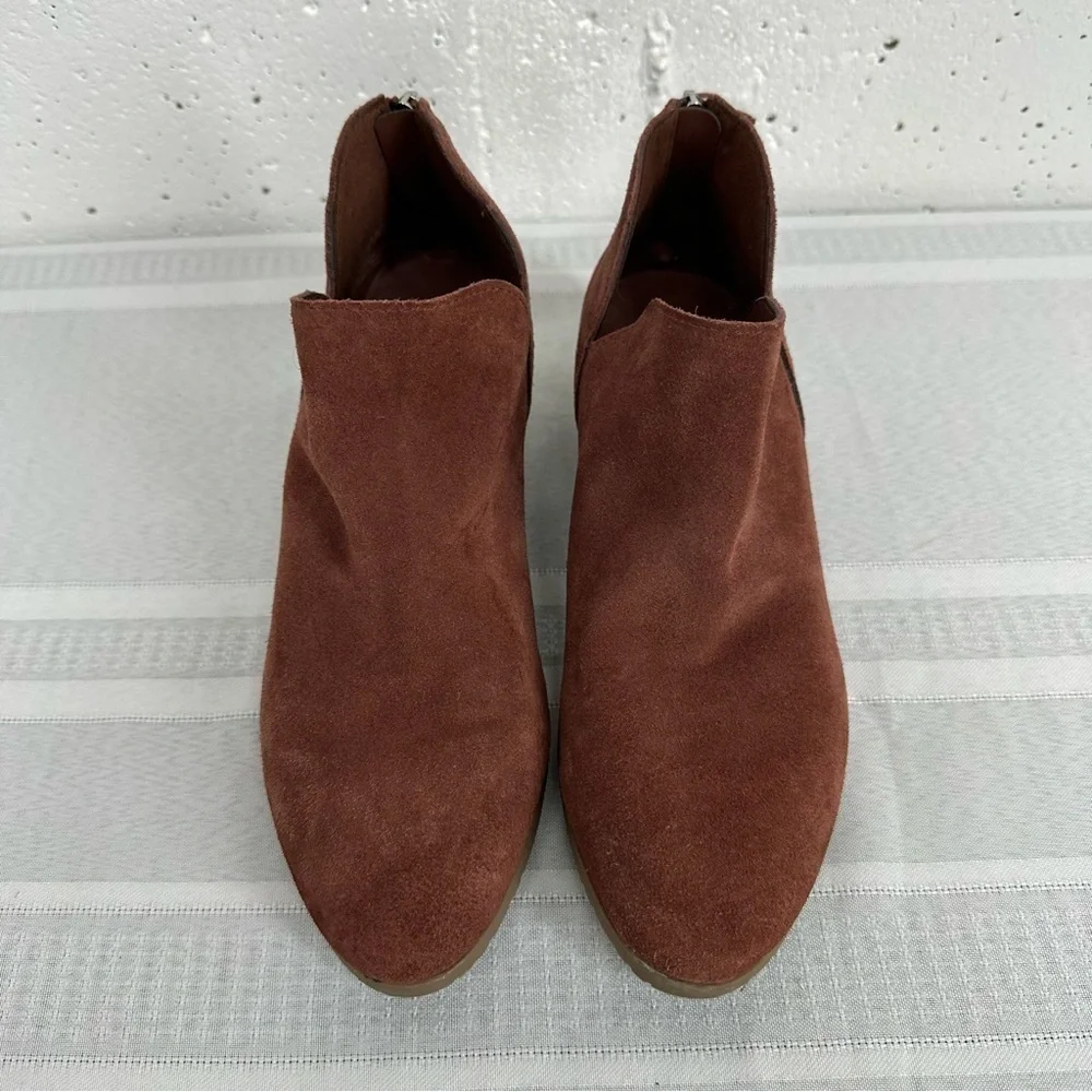Reaction Kenneth Cole side 8.5 Side Skip Terracotta Red Suede Boots Booties